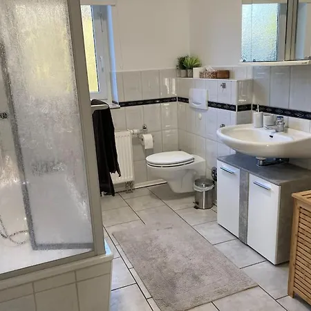 Moderne 2-zimmer-wohnung Mit Ueberdachter Terrasse * Tonnhausen