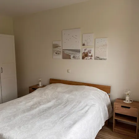 Moderne 2-zimmer-wohnung Mit Ueberdachter Terrasse