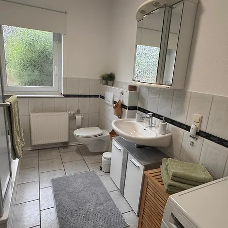 Appartement Moderne 2-zimmer-wohnung Mit Ueberdachter Terrasse *