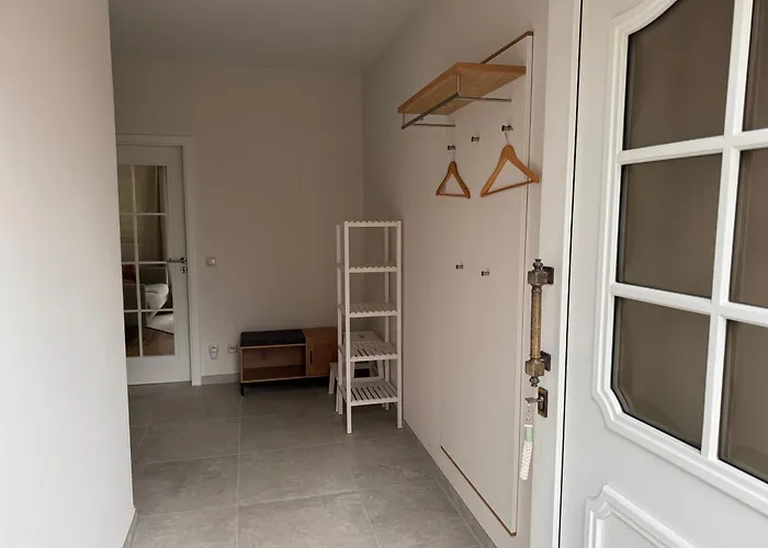 Moderne 2-zimmer-wohnung Mit Ueberdachter Terrasse